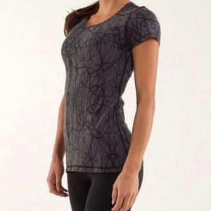 lululemon athletica Charcoal Scribble Short Sleeve Tee